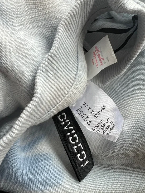 H&M-Netflix Women's Tie dyed Daisy Sweatshirt To all the boys I've loved before - Picture 5 of 5